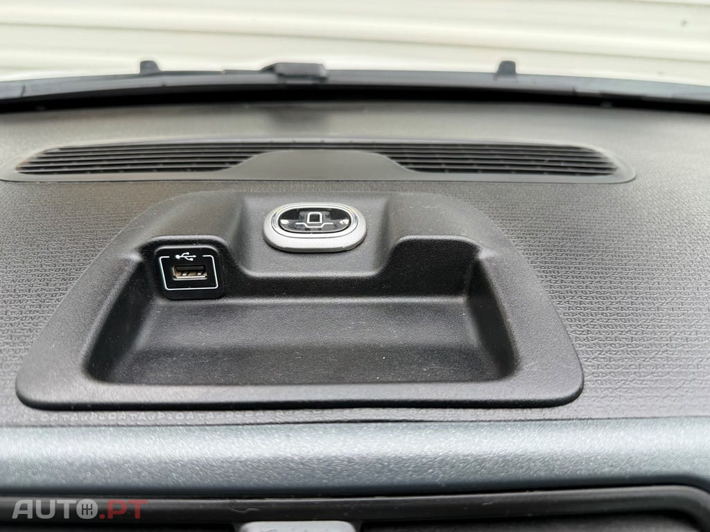 Fiat Panda 1.3 16V Multijet 4x4 S&S — fotografia 12