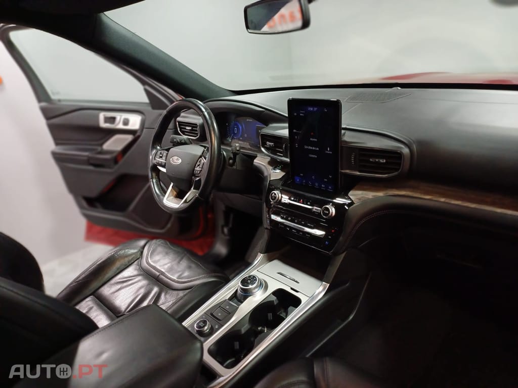 Ford Explorer 3.0 EcoBoost PHEV Platinum