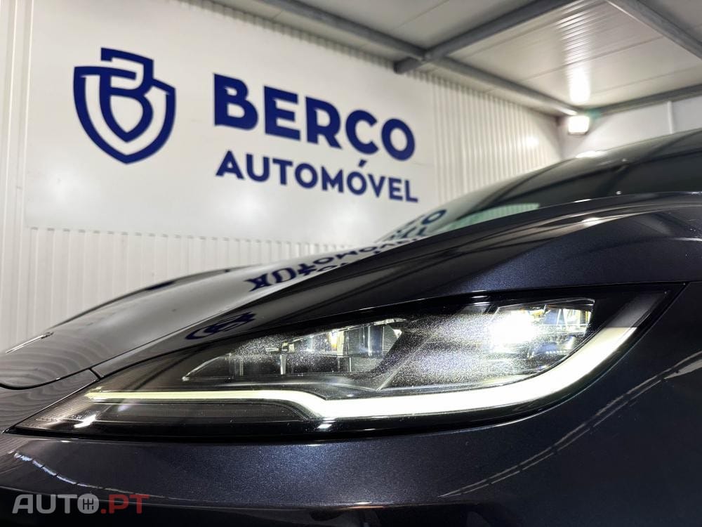 Tesla Model 3 Standard Range Plus RWD