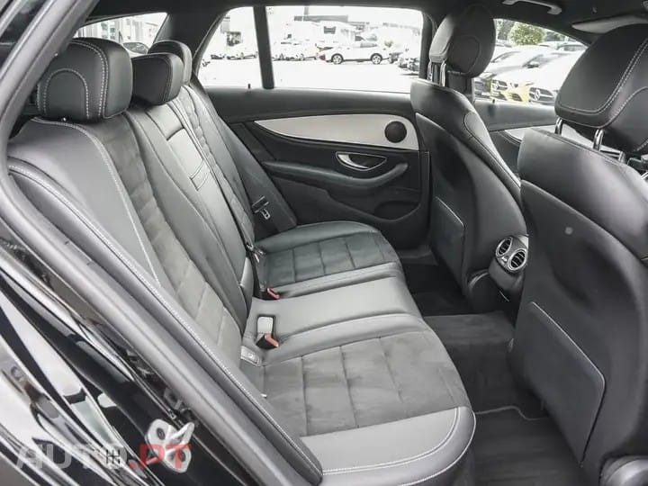 Mercedes-Benz E 300 de AMG Line