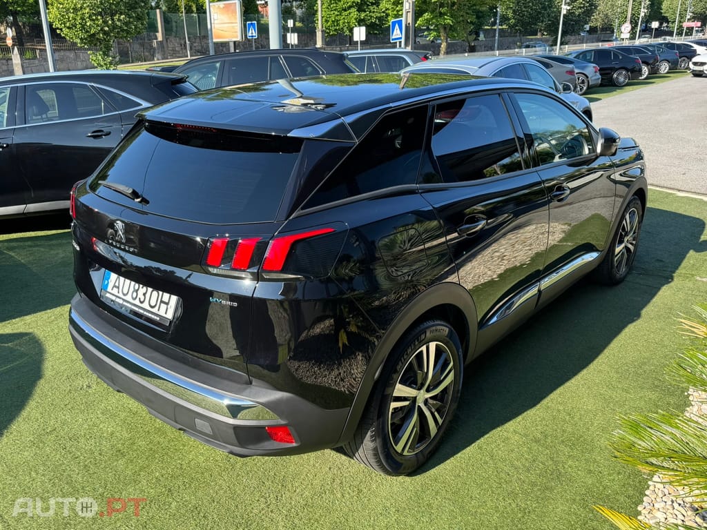Peugeot 3008 1.6 Hybrid Allure e-EAT8