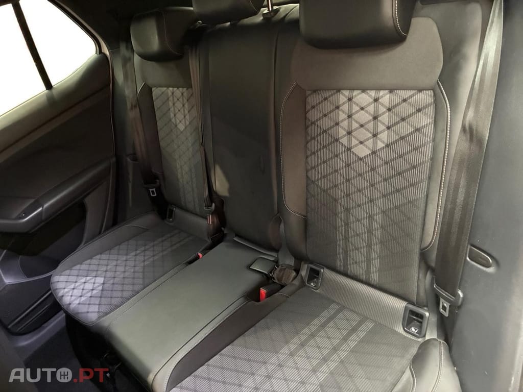 Volkswagen T-Cross 1.0 TSI R-Line DSG