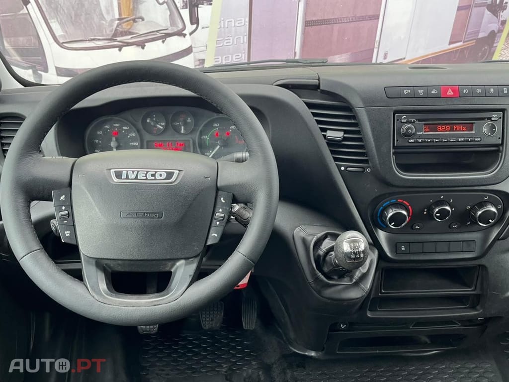 Iveco Daily 3.0 CAB. DUPLA 7 LUGARES