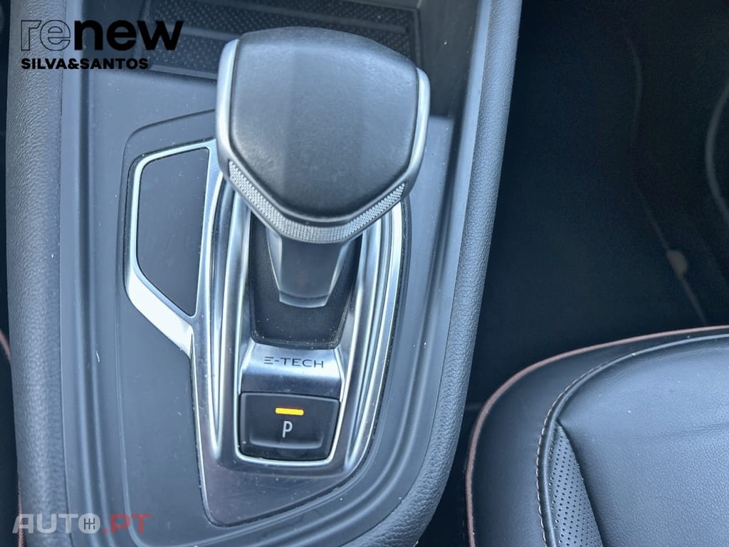 Renault Captur Initiale Paris E-TECH Plug-in 160