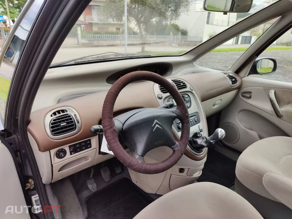Citroen Xsara Picasso 2.0 HDi Exclusi.