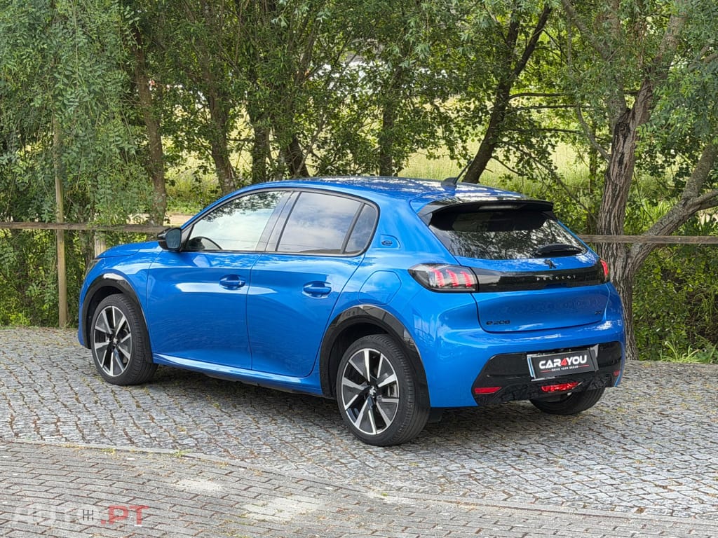 Peugeot E-208 50 kWh GT Line