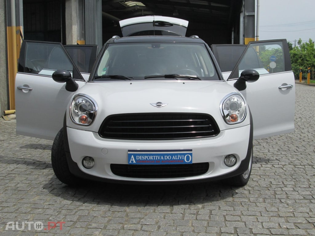 MINI Countryman 1.6 COOPER D