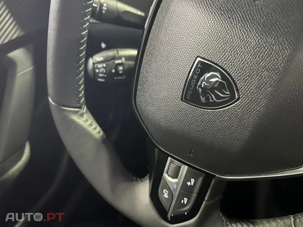 Peugeot 2008 1.2 PureTech Style