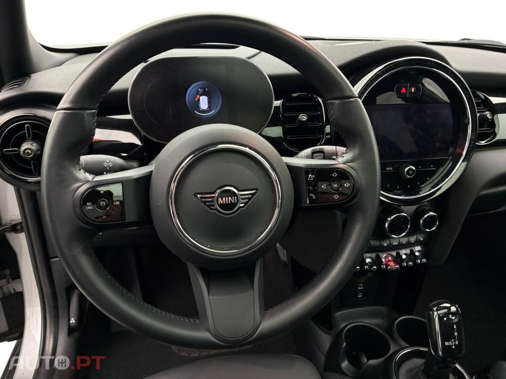 MINI Cooper Premium Edition Plus Auto