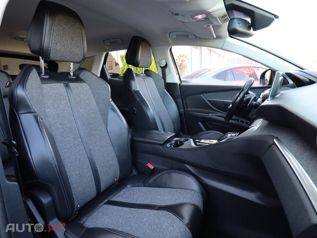 Peugeot 3008 1.6 BlueHDi Allure EAT6 J18