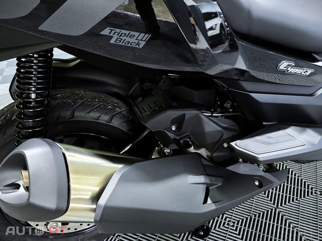 BMW C 400 GT Triple Black