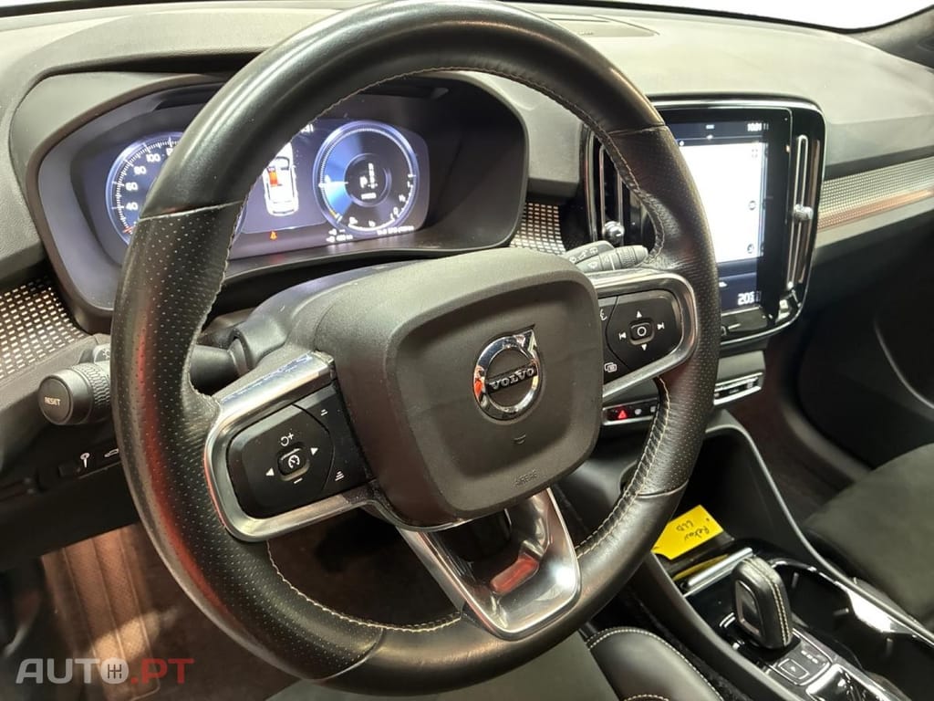 Volvo XC40 1.5 T5 PHEV R-Design
