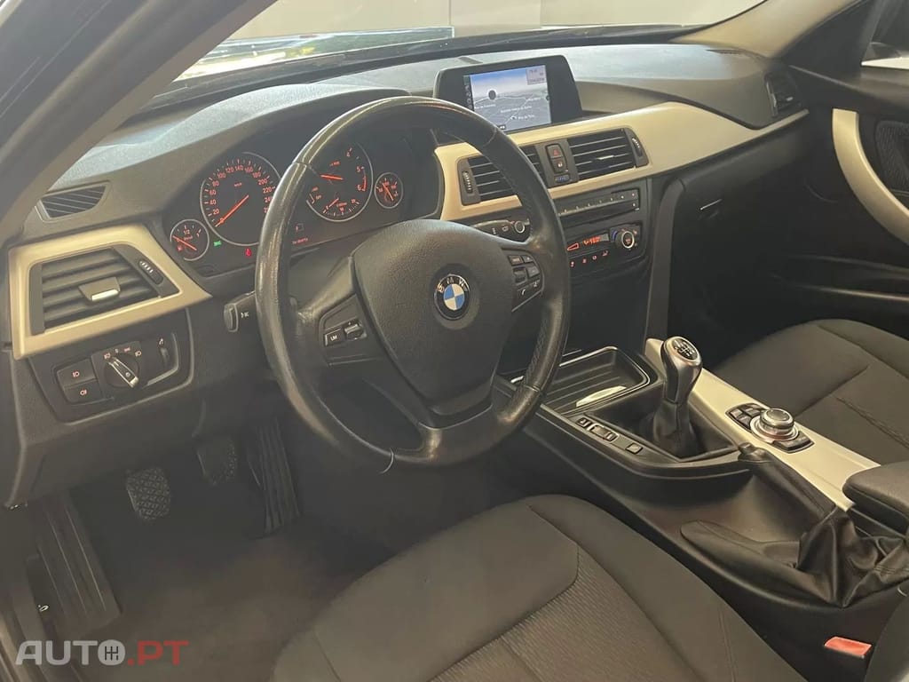 BMW 318 d Touring Line Modern