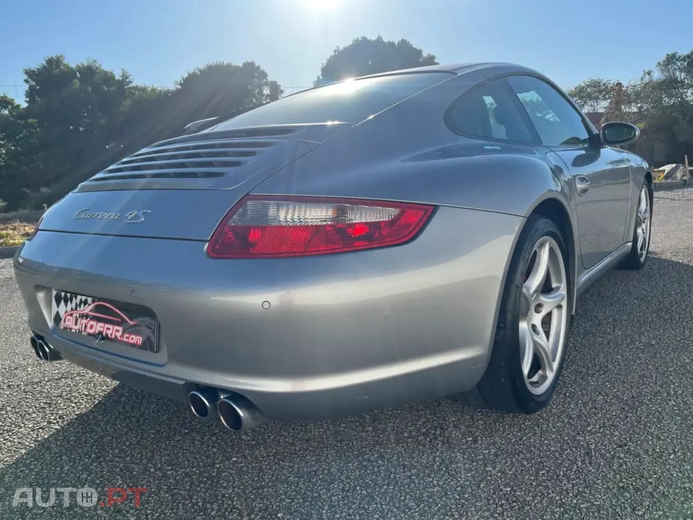Porsche 911 Carrera 4S Tiptronic