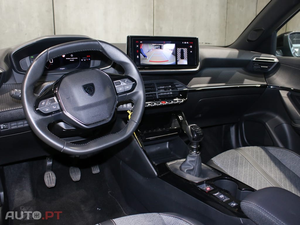 Peugeot 2008 1.2 PureTech Allure