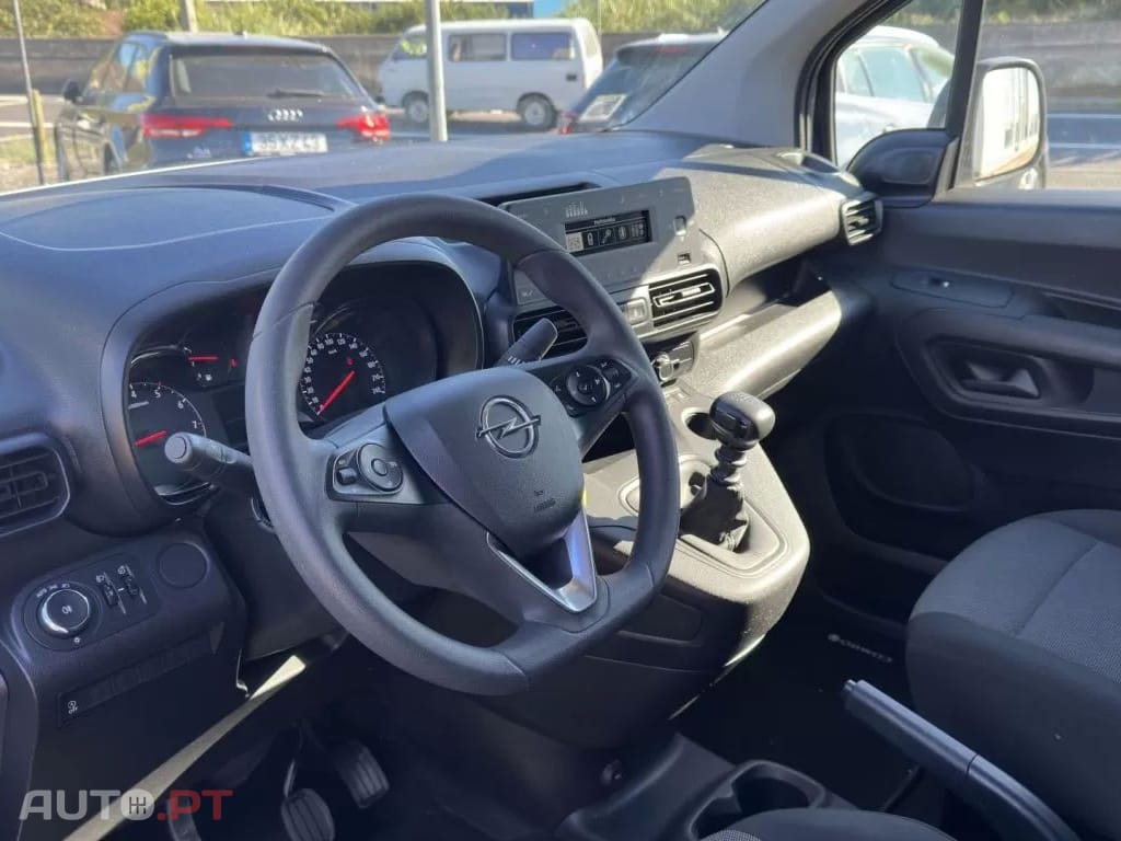 Opel Combo COMBO 1.5 CDTI 102CV L1H1 ESSENTIA