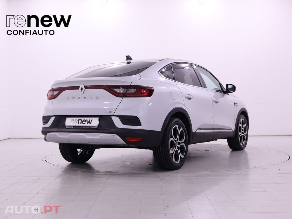 Renault Arkana 1.6 E-tech 145CV Intens — fotografia 5