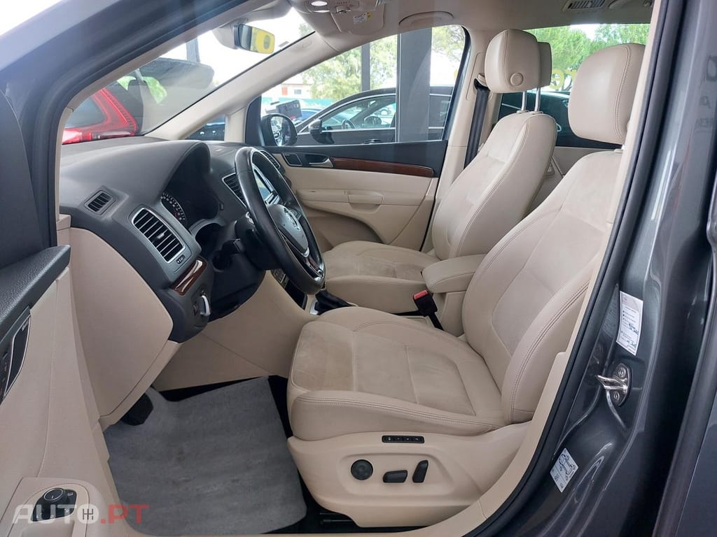 Volkswagen Sharan 2.0 TDI Highline DSG