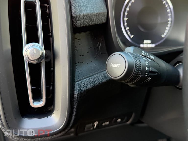 Volvo XC40 1.5 T4 PHEV Essential