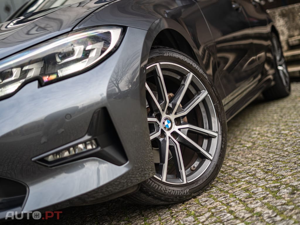 BMW 320 d Line Sport Shadow Auto