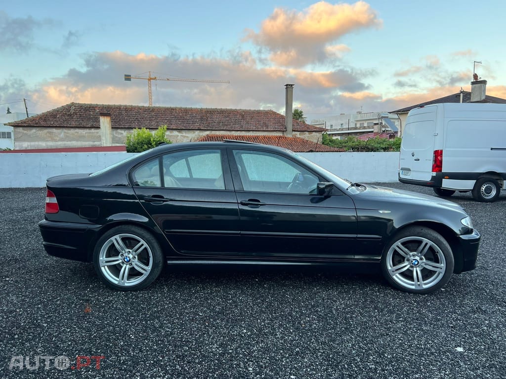 BMW 330 iX