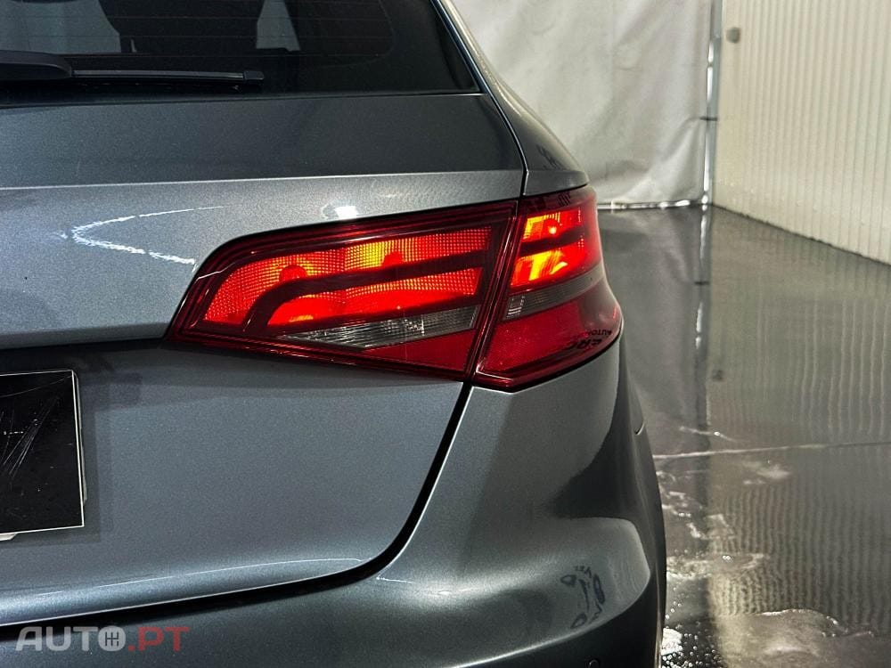 Audi A3 Sportback 1.6 TDI S-line