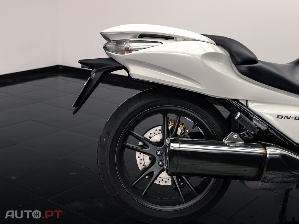 Honda DN-01 NSA 700A