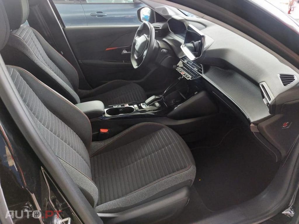 Peugeot E-208 50 kWh Active