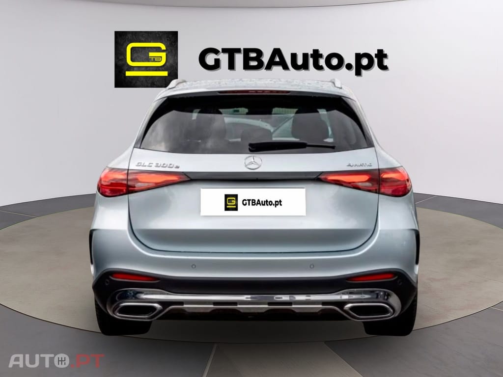 Mercedes-Benz GLC 300 e 4M AMG Line 
