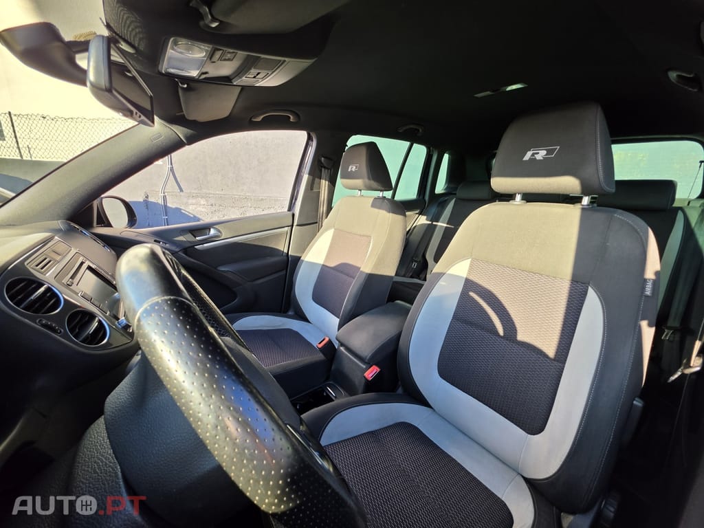 Volkswagen Tiguan 2.0 TDI R-Line 4 Motion - Bola de Reboque