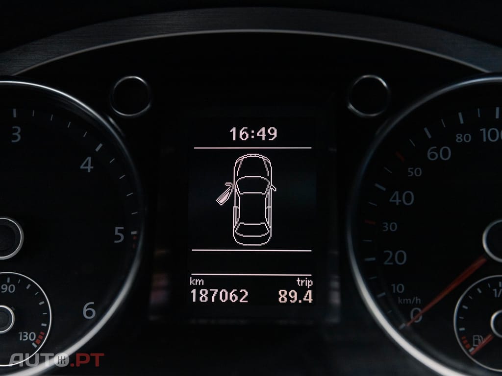 Volkswagen Passat CC 2.0 TDi