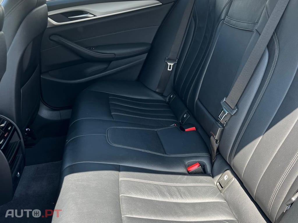 BMW 530 d Line Luxury Auto