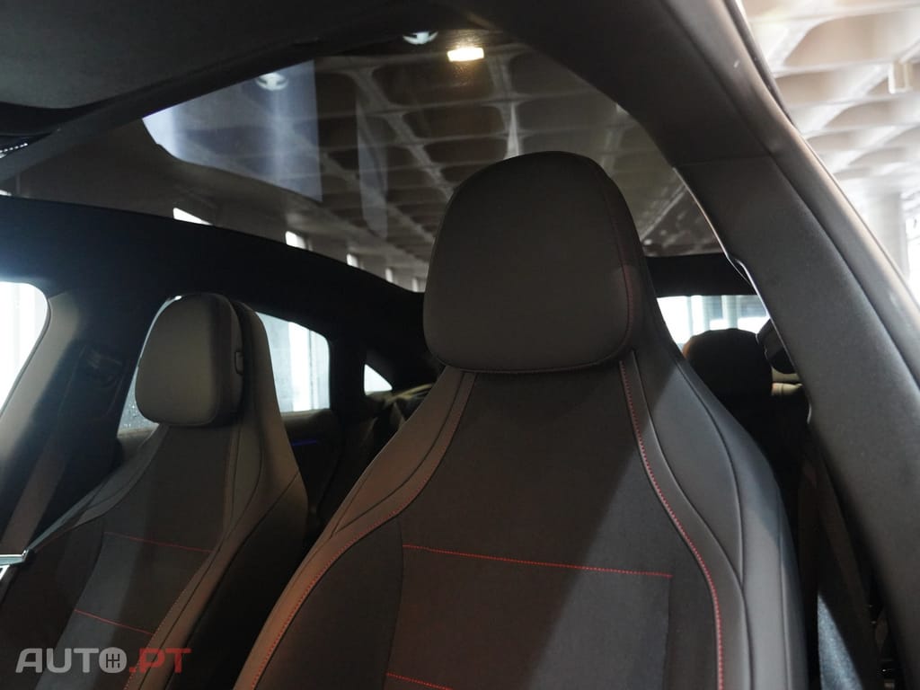 Mercedes-Benz CLA 250 com tecnologia EQ