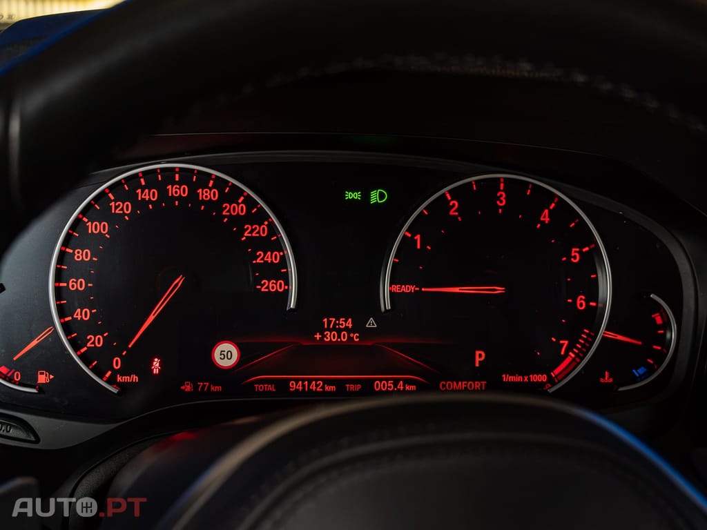 BMW 320 i Pack M Auto