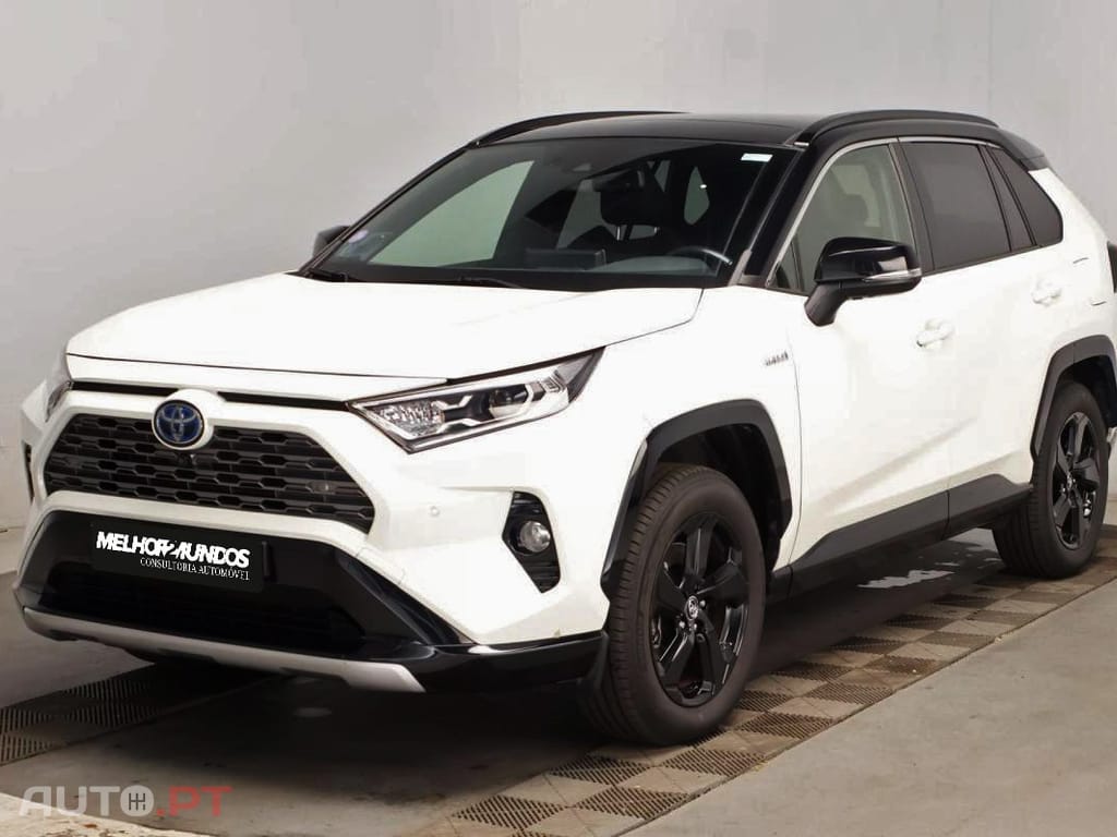 Toyota RAV4 2.5 HDF Square Collection AWD-i