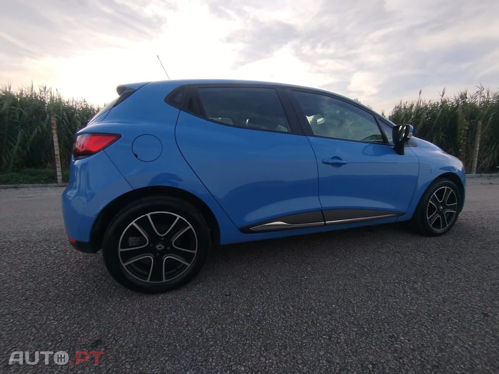 Renault Clio 1.5 dCi Limited