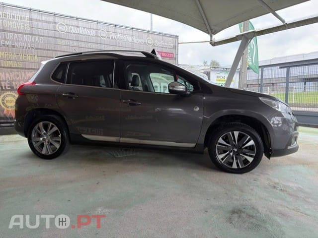 Peugeot 2008 PureTech 82 Signature