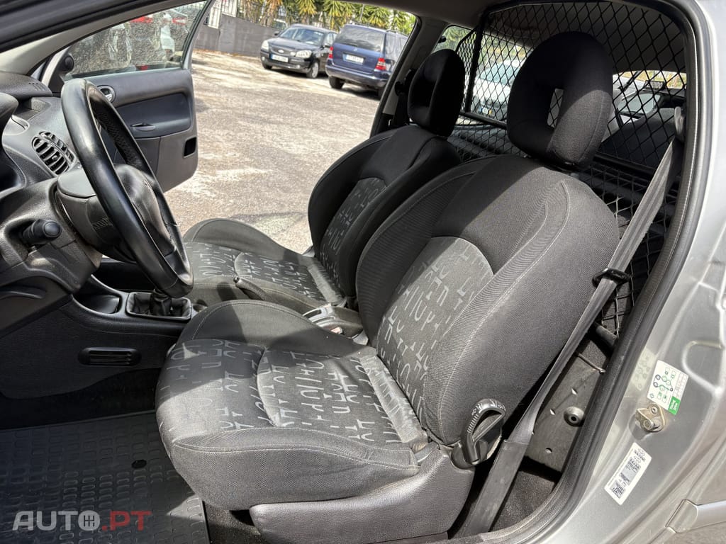 Peugeot 206 1.6 HDi XS