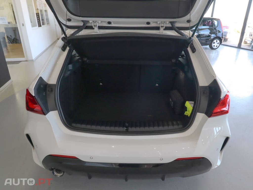 BMW 116 d Pack Desportivo M