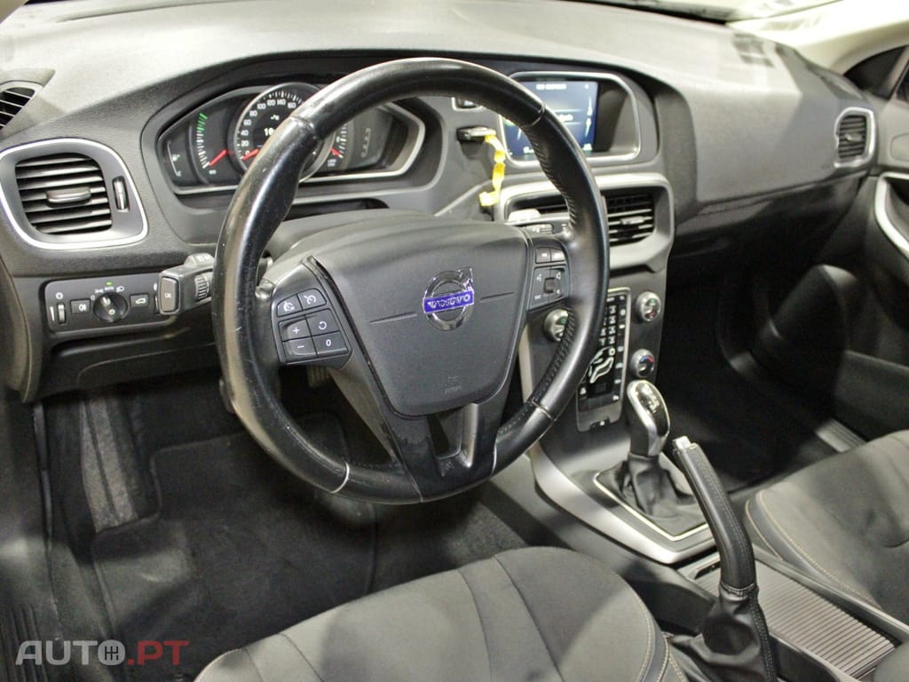 Volvo V40 Cross Country 2.0 D2 Kinetic Geartronic