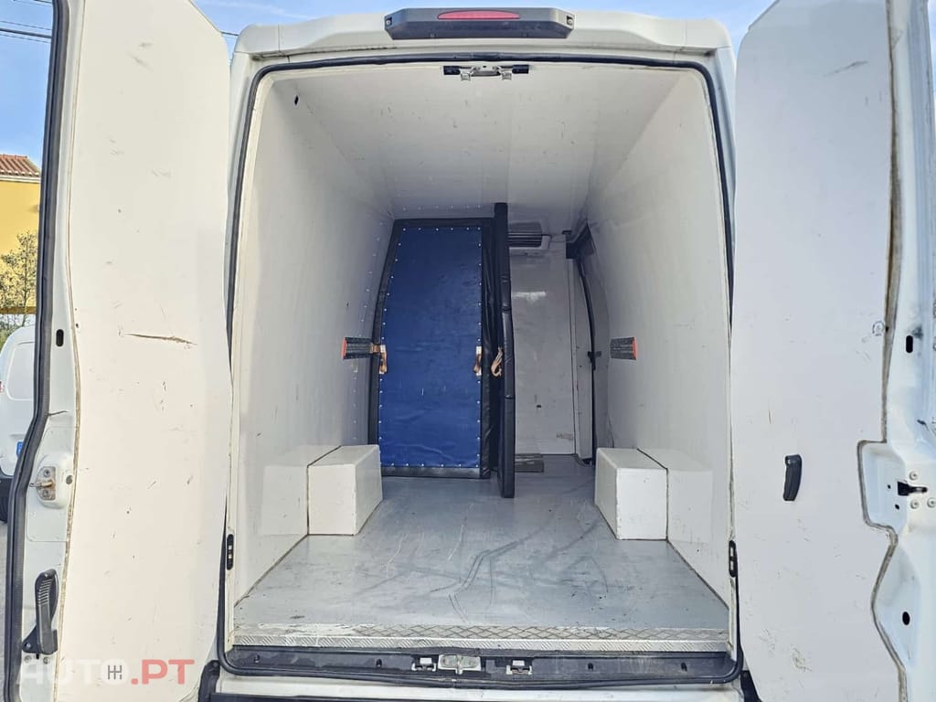 Iveco Daily 3.0 35S18 3000