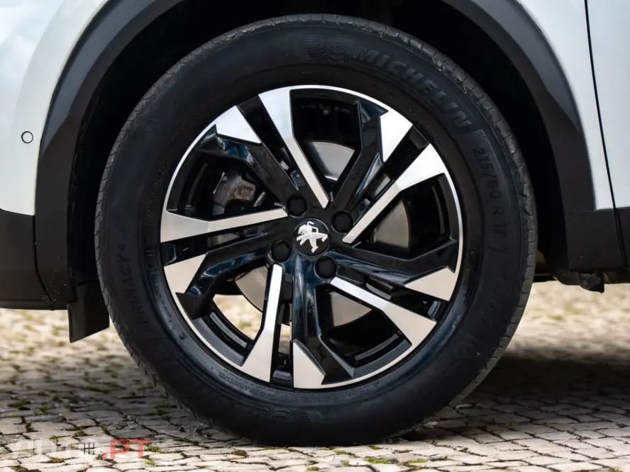 Peugeot 2008 1.5 BlueHDi GT EAT8