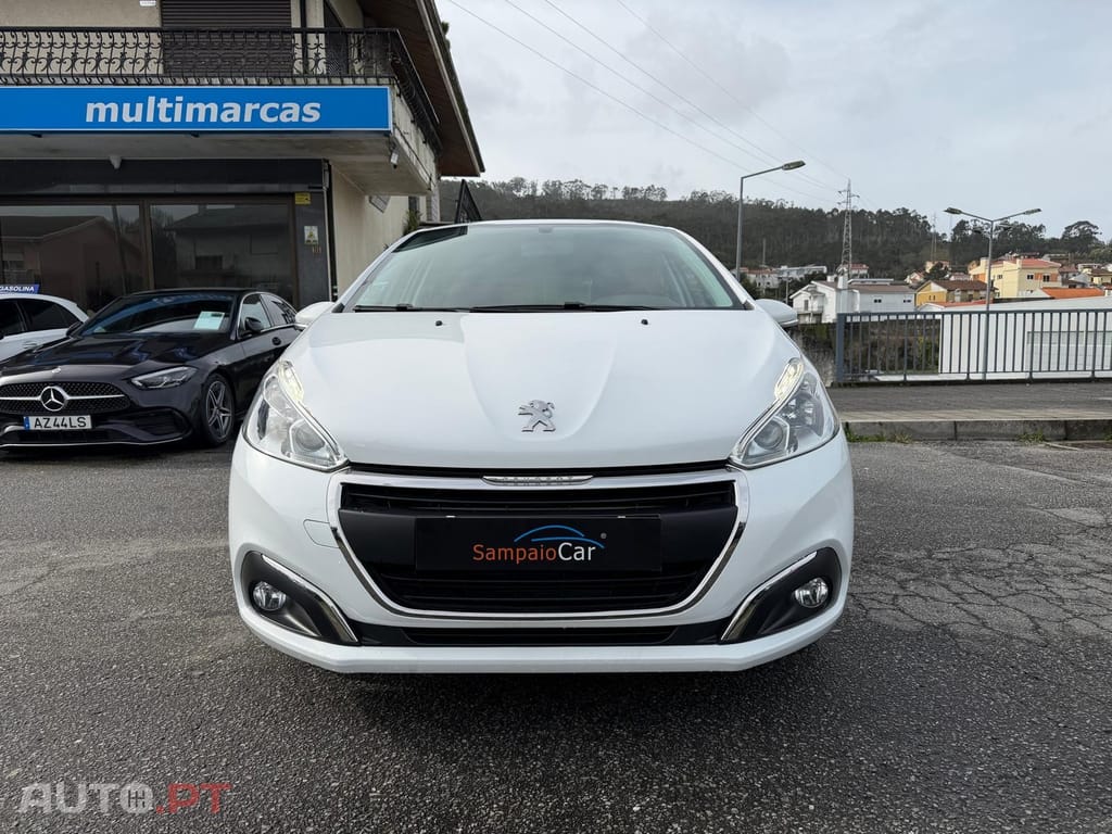 Peugeot 208 1.6 BlueHDi Style