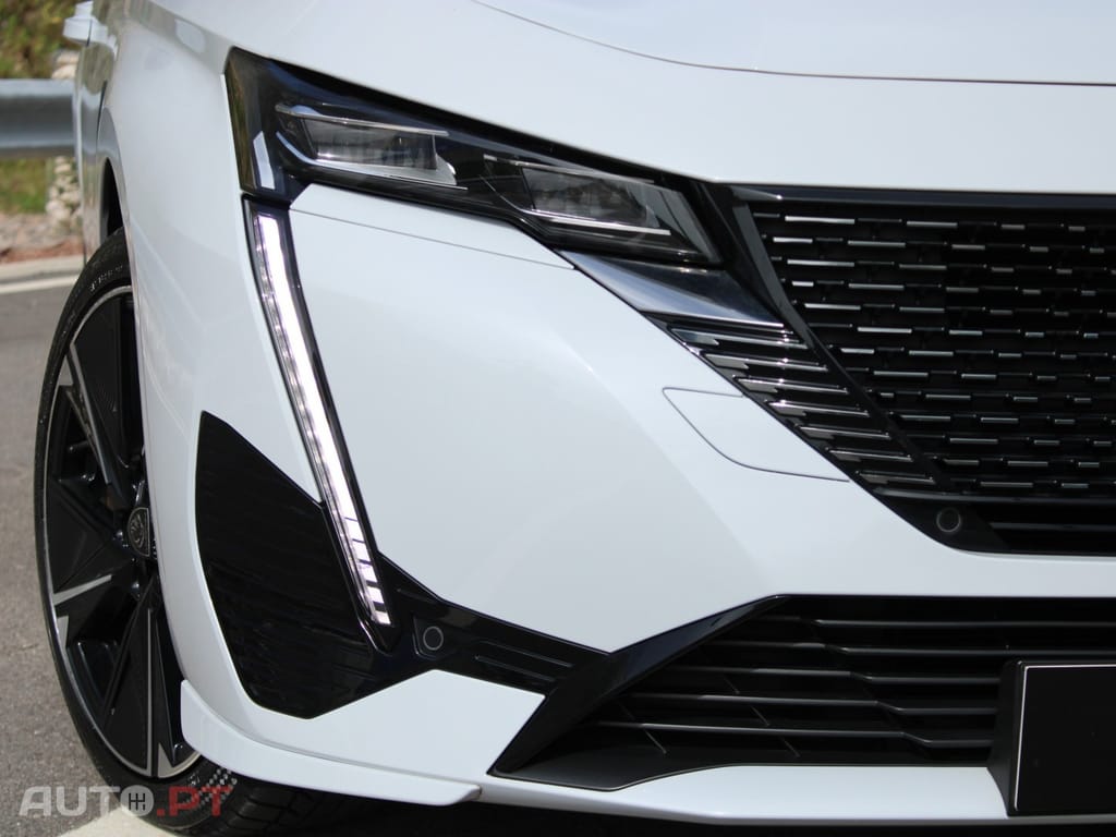 Peugeot E-308 58 kWh GT