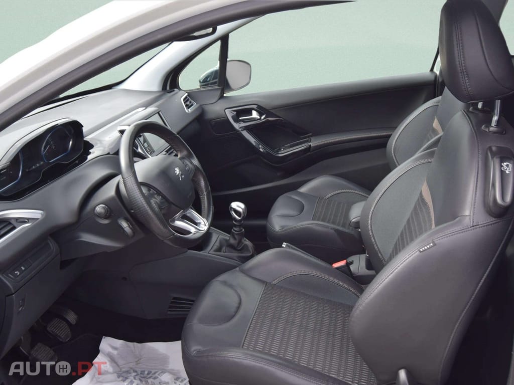 Peugeot 208 1.6 THP Allure