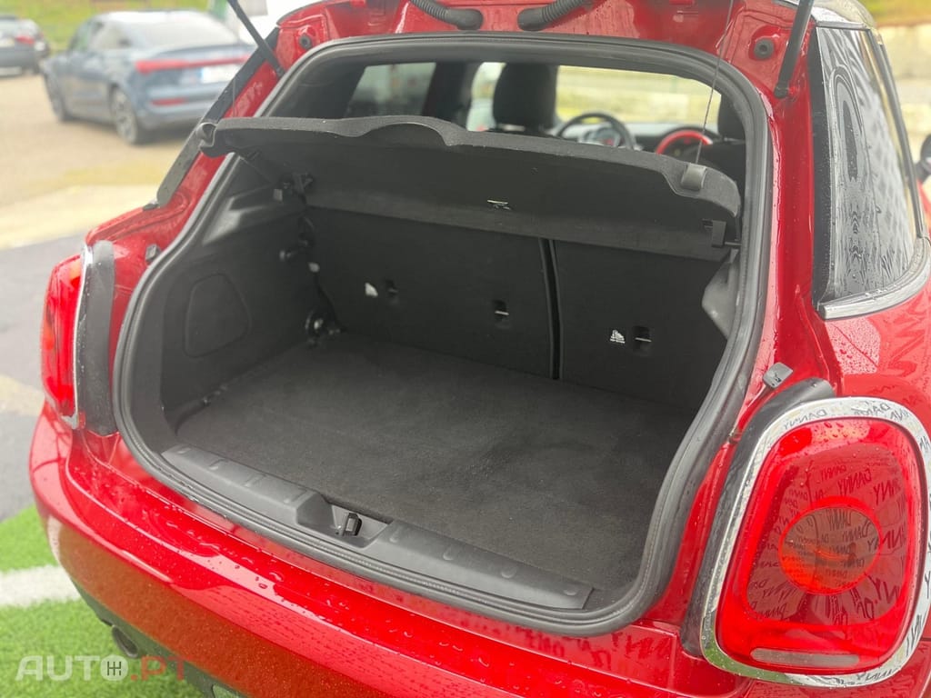 MINI Cooper Cooper D