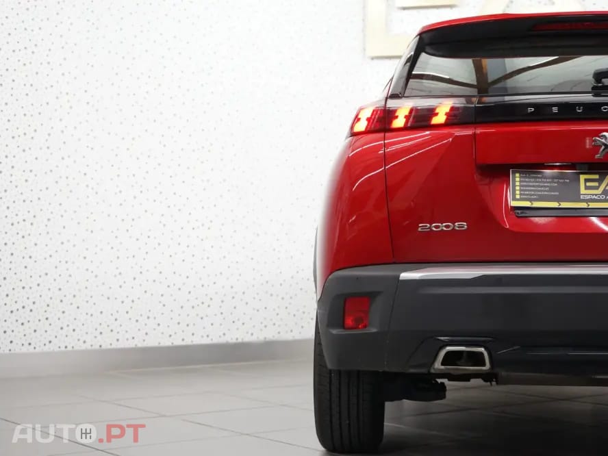 Peugeot 2008 1.2 PureTech Allure Pack