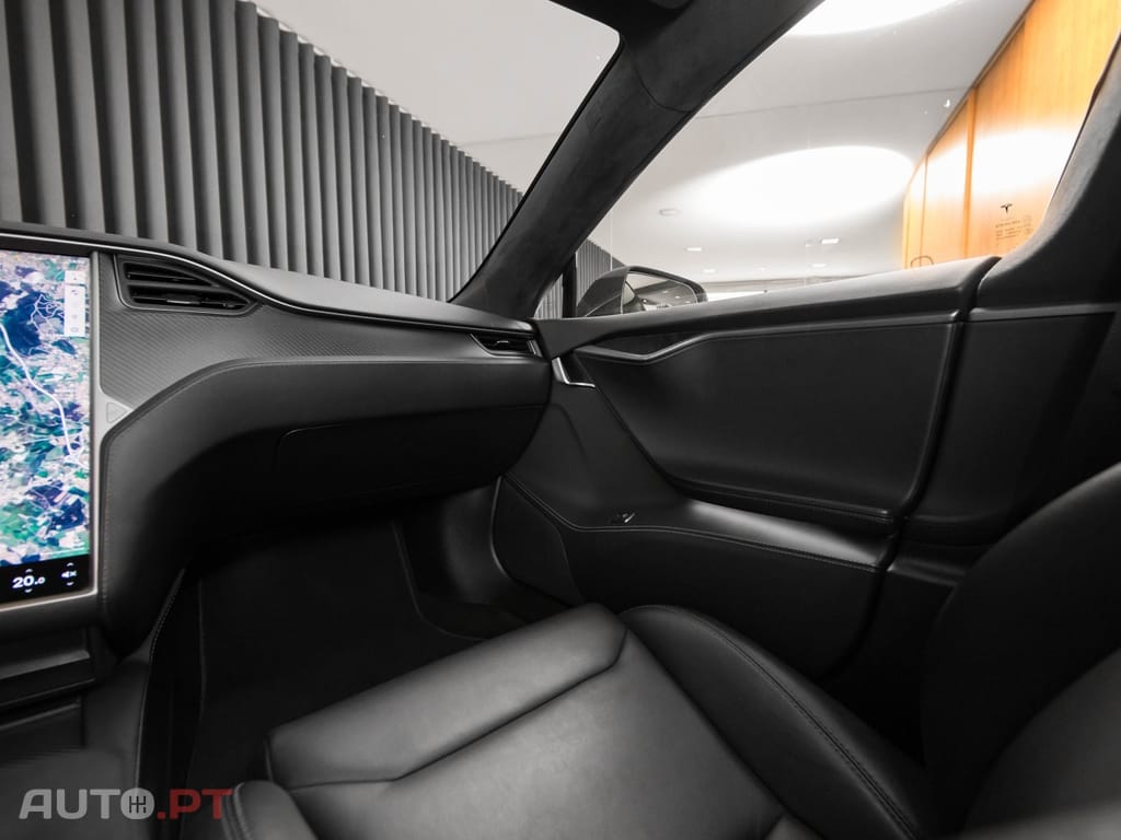Tesla Model S 75D