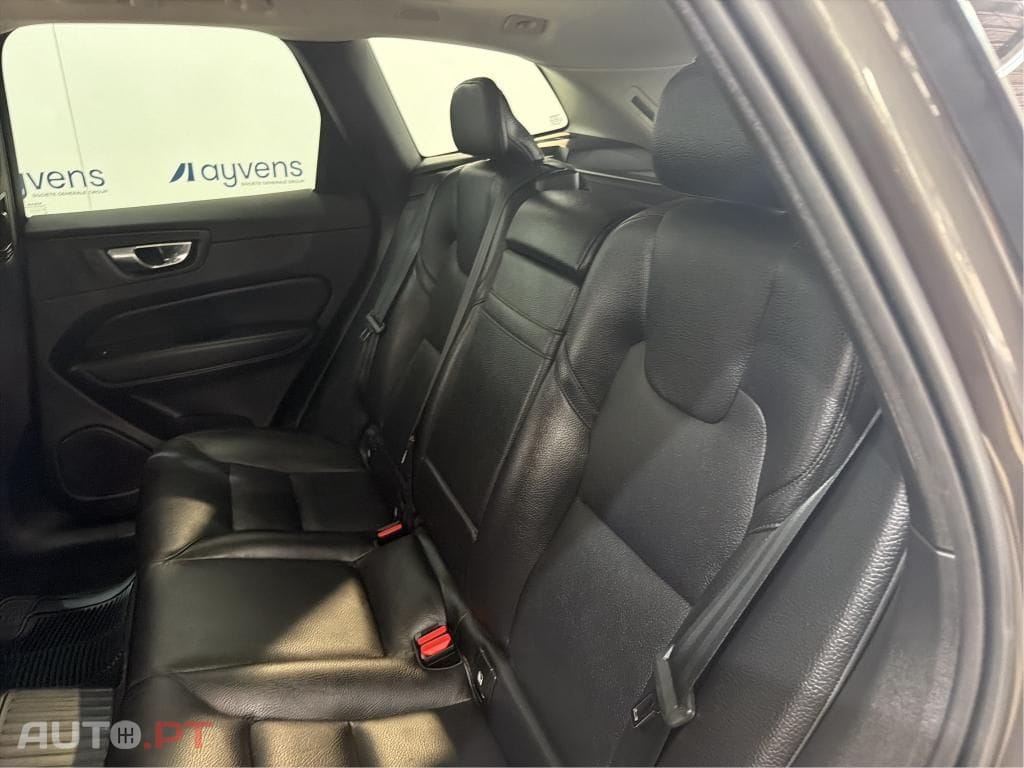 Volvo XC60 2.0 T6 PHEV Inscription Expression AWD