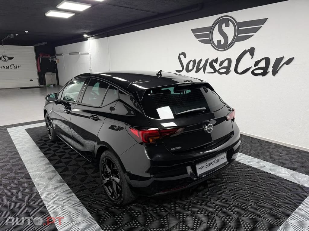Opel Astra 1.5 D Elegance